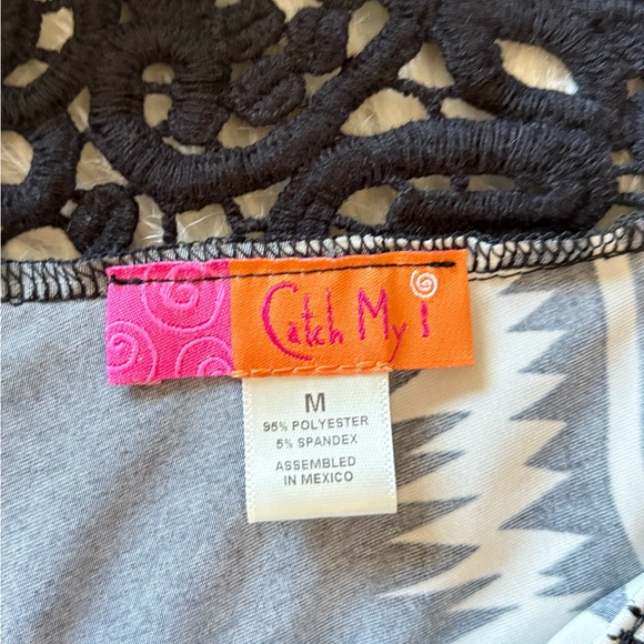 Catch My I Woman’s Medium Crochet Neckline Black and White Chevron Maxi Dress - Picture 6 of 6